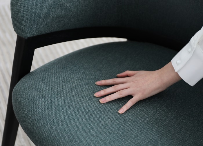 Hug Armchair